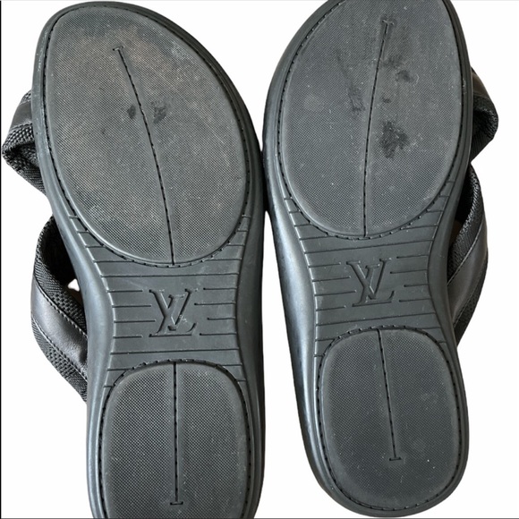 Louis Vuitton Black Damier Thong Sandals - Picture 5 of 5